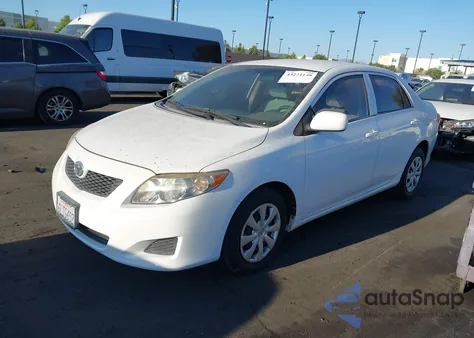2010 Toyota Corolla Le z USA, uszkodzony, nr VIN 1NXBU4EE9AZ342593
